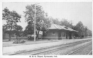 F93/ Syracuse Indiana Postcard c1910 B&O Railroad Depot