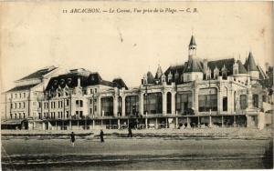 CPA ARCACHON Le Casino Vue prise de la Plage (336518)