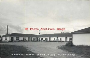 MN, Deer River, Minnesota, RPPC, Bahr's Motel, Exterior View,Cook Photo No 2A822