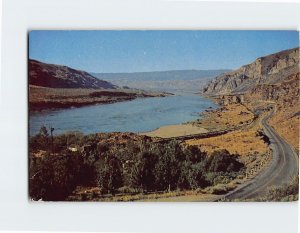 Postcard The famous Caribou Trail follows the Columbia River