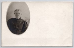RPPC Sweet Old Woman Oval Portrait c1910 Postcard D27