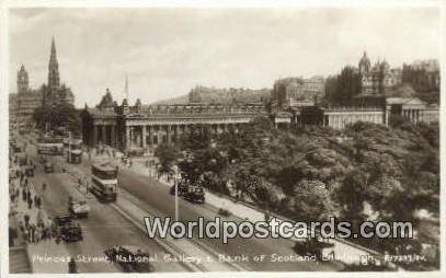 Princes Street, National Gallery & Bank of Scotland Edinburgh Scotland, Escoc...