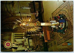 Postcard - The Miraculous Statue - Sainte-Anne-de-Beaupré, Quebec, Canada