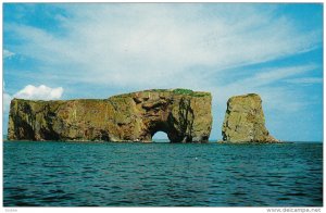 Close up View, Rock 1500 Feet Long, PERCE, Quebec, Canada, 40-60´s