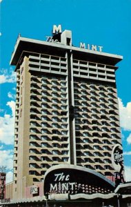 THE MINT HOTEL Las Vegas, Nevada Roadside c1950s Chrome Vintage Postcard