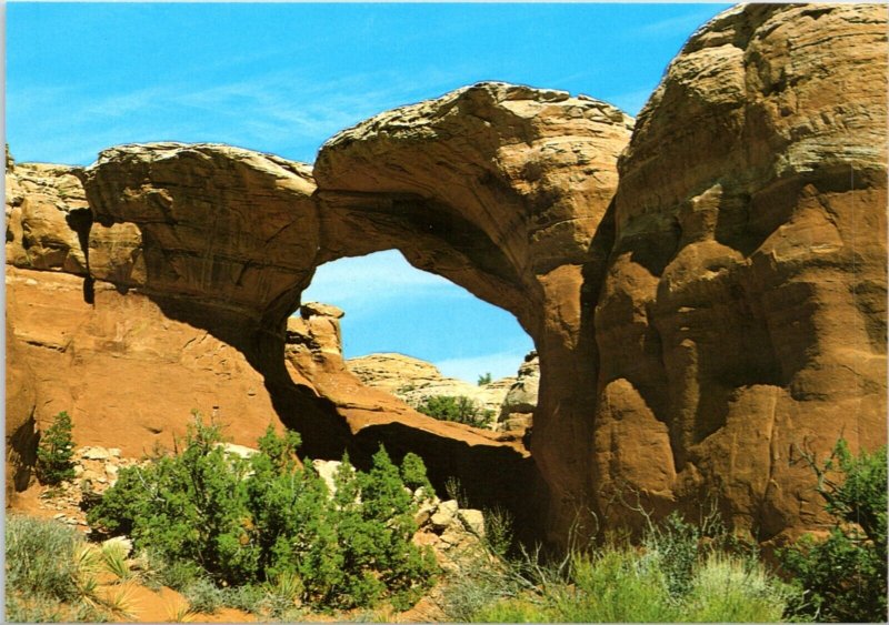Postcard Arches National Park - Broken Arch