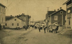 finland suomi, ROVANIEMI, Street Scene with People (1910s) Postcard