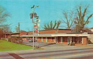 FLORENCE, SC  South Carolina   SEXTON'S UPTOWN MOTEL   Roadside c1960's Postcard