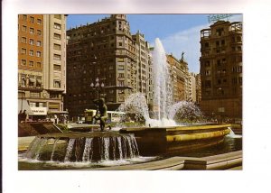 Bus, Fountain, Spain Square, Madrid, Spain