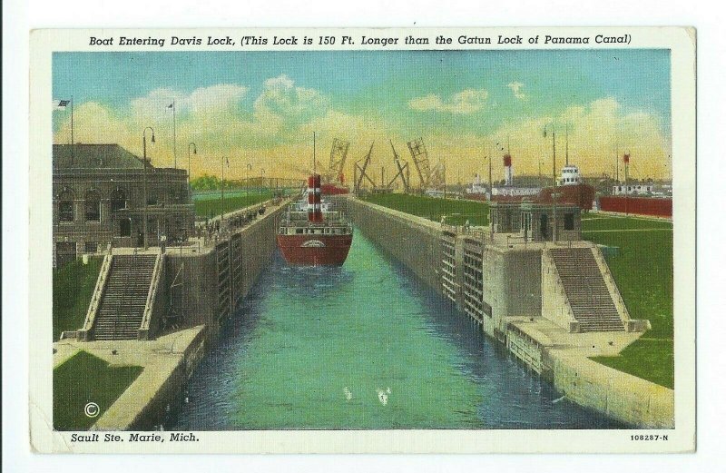 Postcard Boat Entering Davis Lock Sault Ste Marie Michigan VPC01.