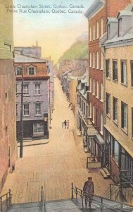 QUEBEC, Canada   LITTLE CHAMPLAIN STREET SCENE   ca1910's Vintage Postcard