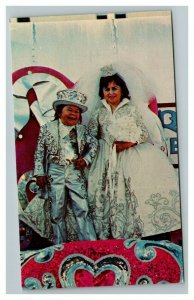 Vintage 1960's Ringling Brothers Circus Postcard Smallest Man & Woman Wed