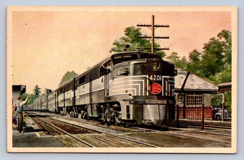 DS2/ Staatsburg New Yorl Postcard c1950s NYC Railroad Missourian Train 135