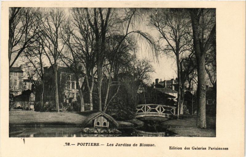 CPA POITIERS - Les Jardins de Blossac (255680)