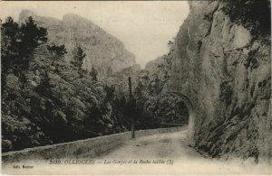 CPA OLLIOULES Les Gorges et la Roche Taillee (1112518)