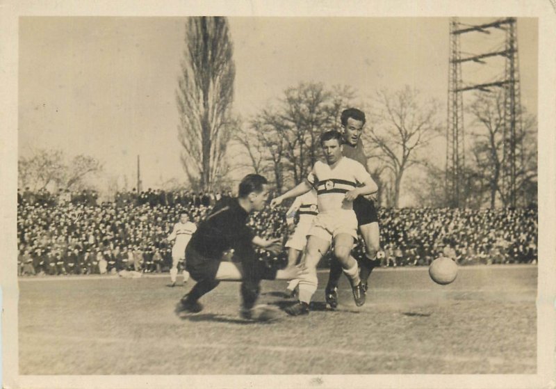 Hungary Budapest Honved - Miners Salgotarjan football match Postcard