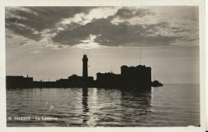 Italy Postcard - Trieste - La Lanterna - A Lighthouse In The Harbour - TZ11066