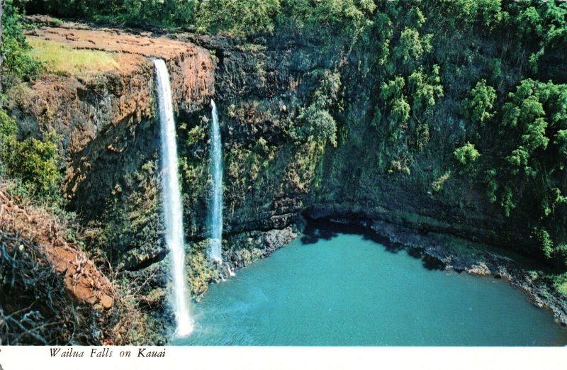 CONTINENTAL SIZE POSTCARD WAILUA FALLS ON KAUAI ISLAND HAWAII 1960s