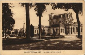 CPA ROCHEFORT-sur-MER - La Poste et le Square (45175)