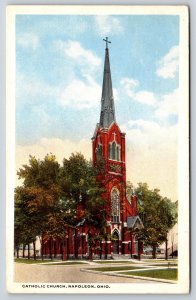 Napoleon Ohio~`Catholic Church~Tall Bell Tower & Spire~HH Hamm~Vintage Postcard