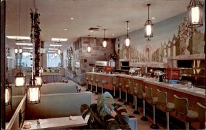 Stamford Connecticut Helene's Restaurant Interior c1950-60s Vintage Postcard