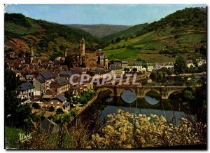 Modern Postcard Images of & # 39Aveyron General view of & # 39Estaing on the Lot