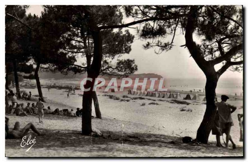 Modern Postcard St Georges de Didonne Charente Maritime La Foret from the Beach