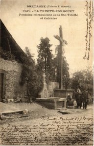 CPA La TRINITÉ-PORHOUET - Fontaine miraculeuse de la Ste-TRINITÉ et. (431899)