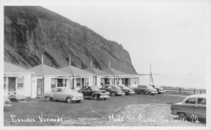 J80/ Gaspe Quebec Canada RPPC Postcard c1940s Vermont Cabins 7