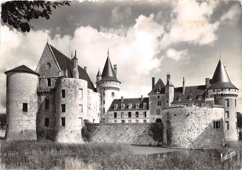 B56177 Sully sur Loire Le Chateau  france