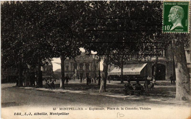 CPA MONTPELLIER - Esplanade Place de la Comédie Théatre (510949)