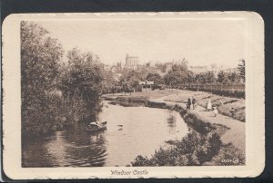 Berkshire Postcard - View of Windsor Castle RS17804
