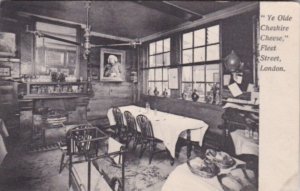 England London Ye Olde Cheshire Cheese Interior View