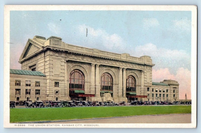 1930 The Union Train Station Building Classic Cars Kansas City Missouri Postcard