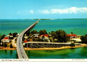 Florida Keys The Seven Mile Bridge Over Pigeon Key