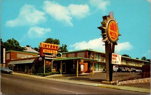 Postcard Intown Motel and Restaurant 410 West Main St Route 211 Luray Virginia