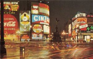 Piccadilly Circus, London Coca-cola, Skol, Wrigley's Gum, Guinness Clock