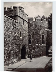 Postcard Tower of London, The Wakefield Tower and Bloody Tower, London, England