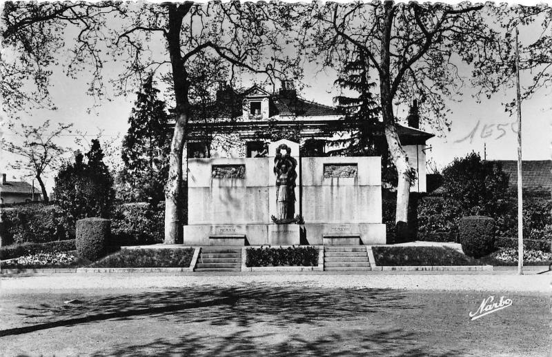 BR10266 Mazamet Monument aux morts   france