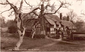 Postcard 1939 Real Photo Anne Hathaway's Cottage from the Orchard RPPC