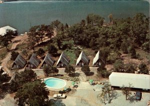 Branson, MO Missouri  ARTILLA COVE RESORT A-Frame Cabins  ROADSIDE  4X6 Postcard