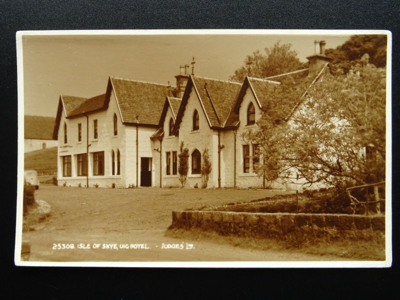 Scotland ISLE OF SKYE Uig Hotel c1950s RP Postcard by Judges Ltd.