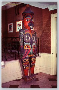 St Augustine Florida~The Totem Pole~Ripley's Believe It Or Not~Vintage Postcard