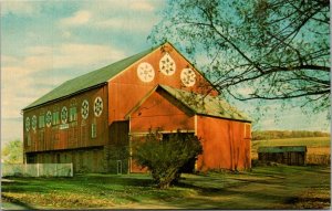 Pennsylvania Amish Country Barn With Hex Signs