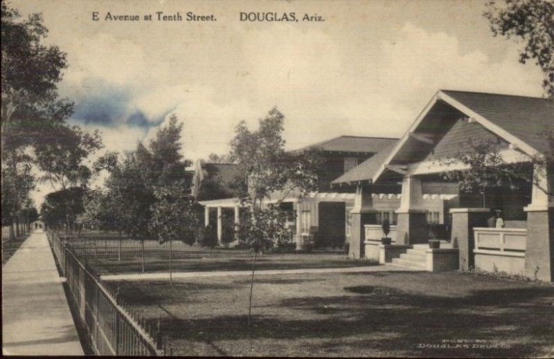 Douglas AZ E Ave at 10th St. c1910 Postcard