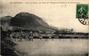 CPA GRENOBLE Pont de bateaux sur l'Isere (685572)