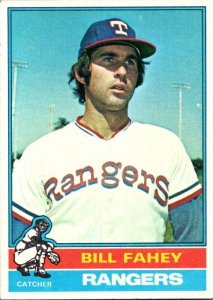 1976 Topps Baseball Card Bill Fahey Texas Rangers sk13144