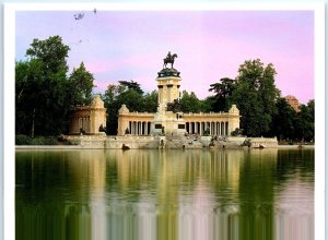 M-57598 El Retiro Lake Estanque Grande de El Retiro Madrid Spain