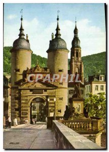 Postcard Modern Heidelberg Das Br?ckentor mit Karl Theodor Denkmal