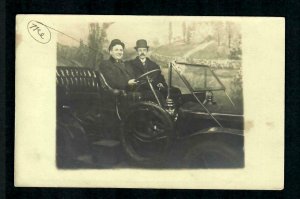 RPPC #28c, Chicago, Ill. 1909 Studio, 2 Men sitting in Automobile